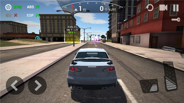 疯狂赛车驾驶游戏游戏展示图