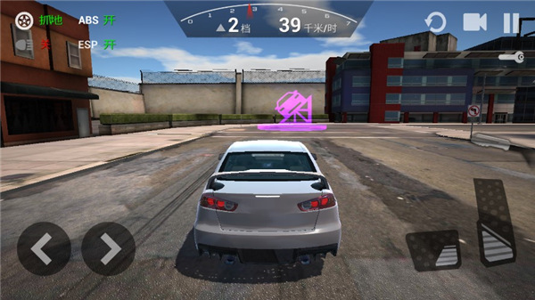 疯狂赛车驾驶游戏游戏展示图